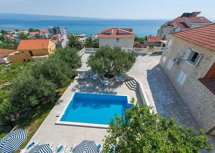 Appartamento Tomasovic With Pool In Podstrana
