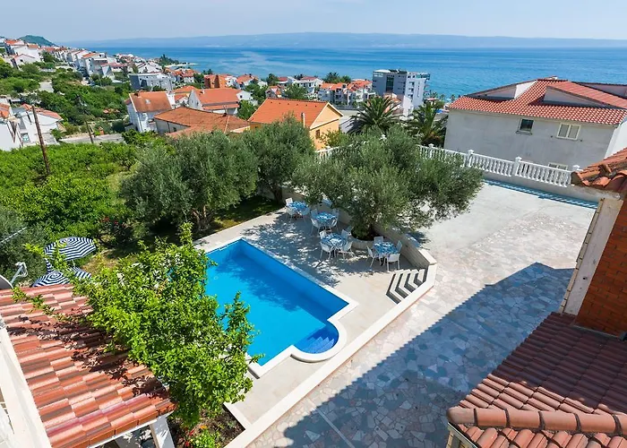 Appartamento Tomasovic With Pool In Podstrana