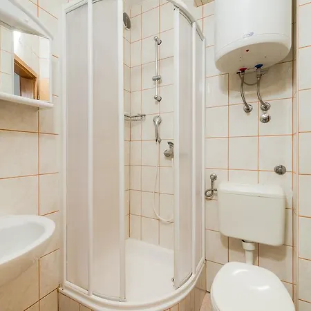 Tomasovic With Pool In