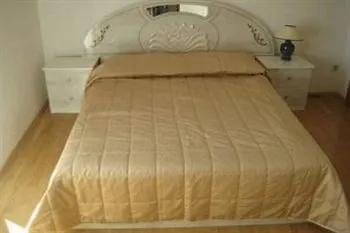 Tomasovic With Pool In * Podstrana